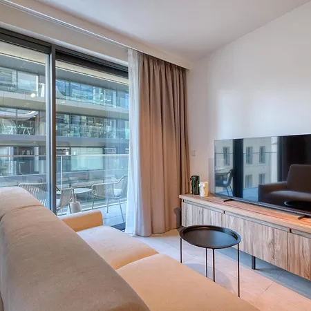 Apartment One Bedroom With Pool Access At Mercury St Julians